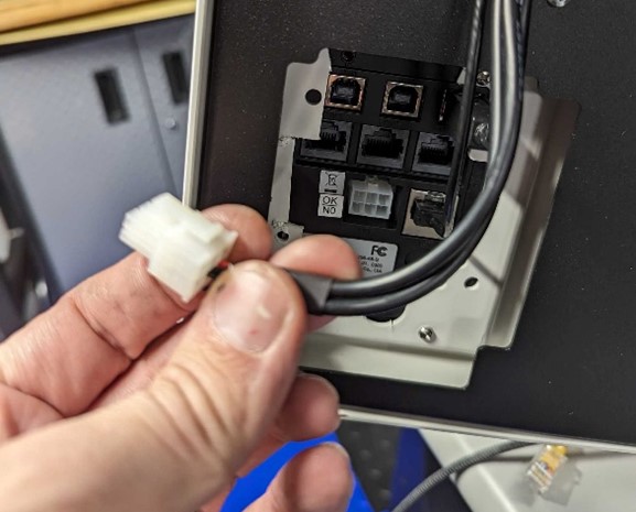 Castles cabling 2.jpg