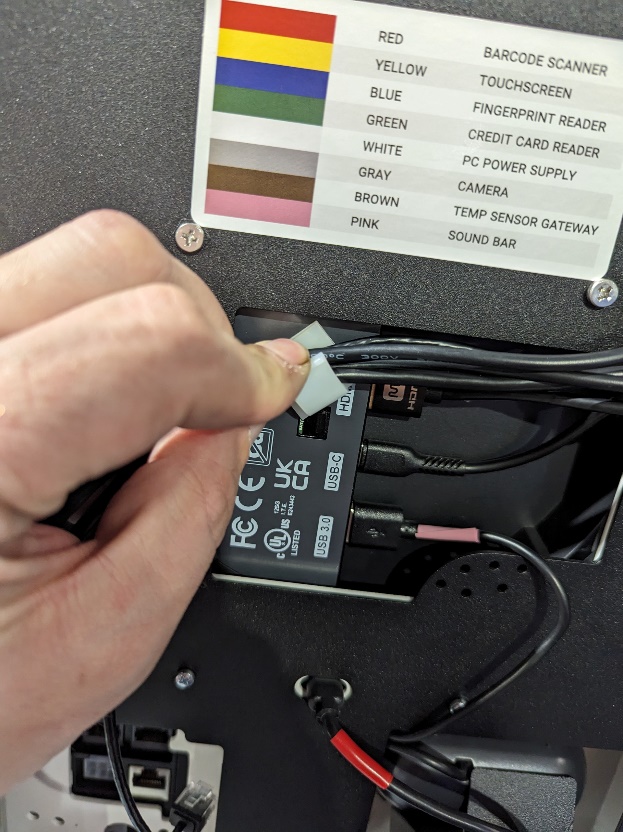 MM6 Mini - monitor plugs.jpg
