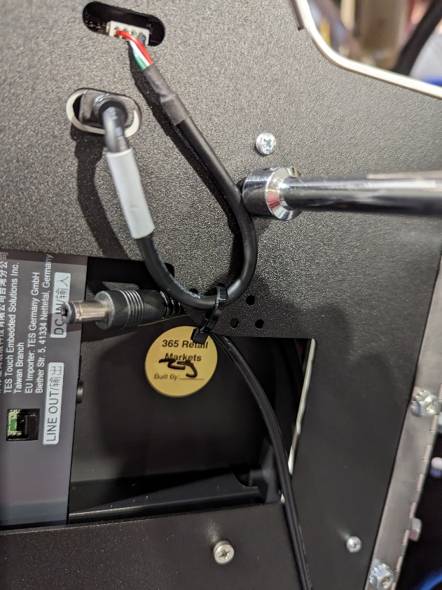 MM6 Mini - remove door nut.jpg