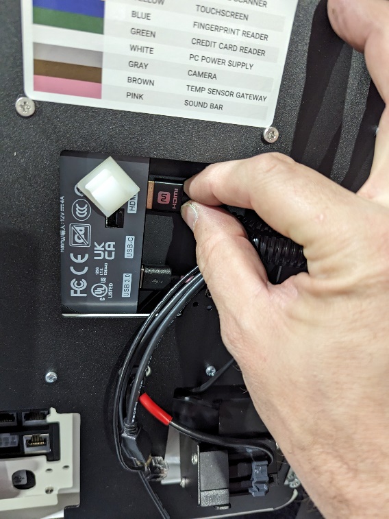 MM6 Mini - reconnecting HDMI.jpg