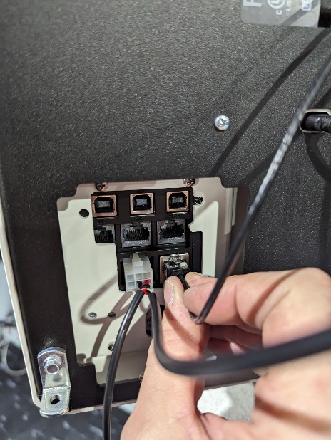 MM6 Mini - reconnecting ethernet to monitor.jpg
