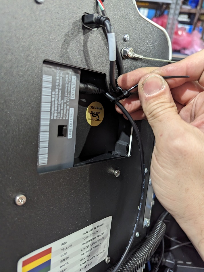 MM6 Mini - power cable secured with zip tie.jpg
