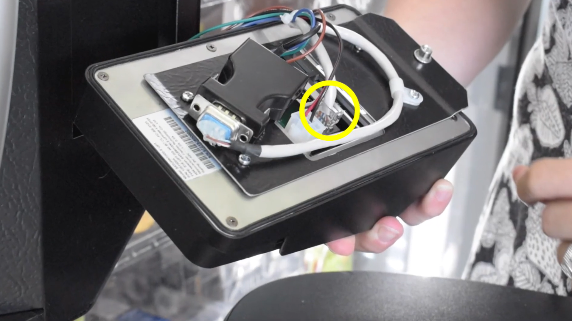 PicoCooler Breeze Attach Molex and RJ45 6.png