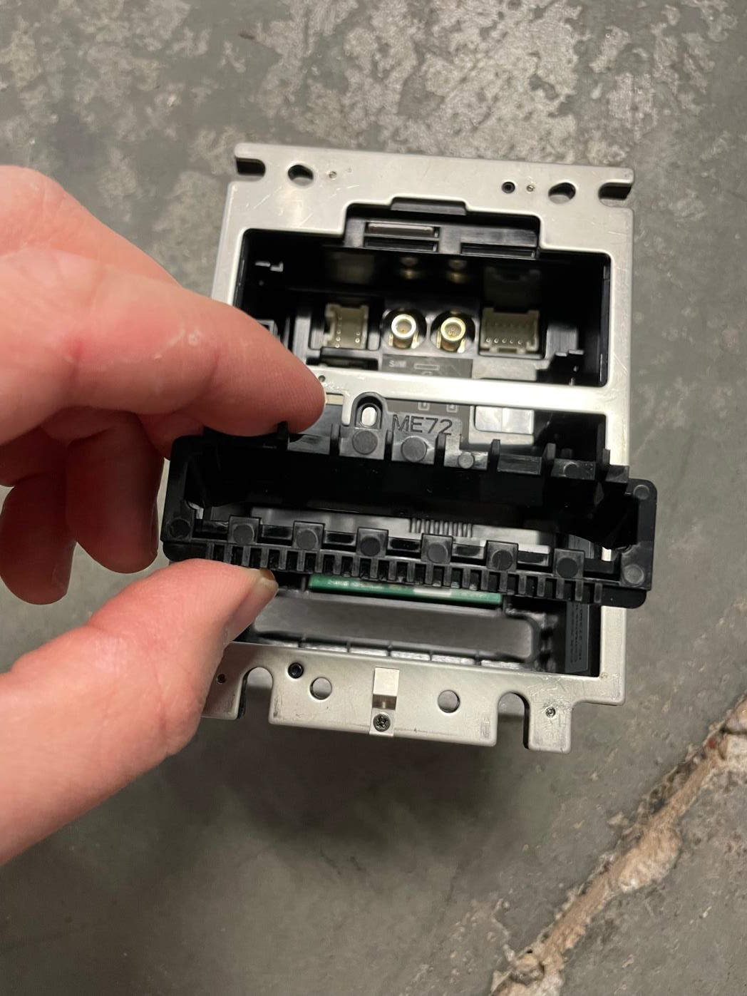 PayPlus Omni - Bezel Teeth installed in terminal.jpg