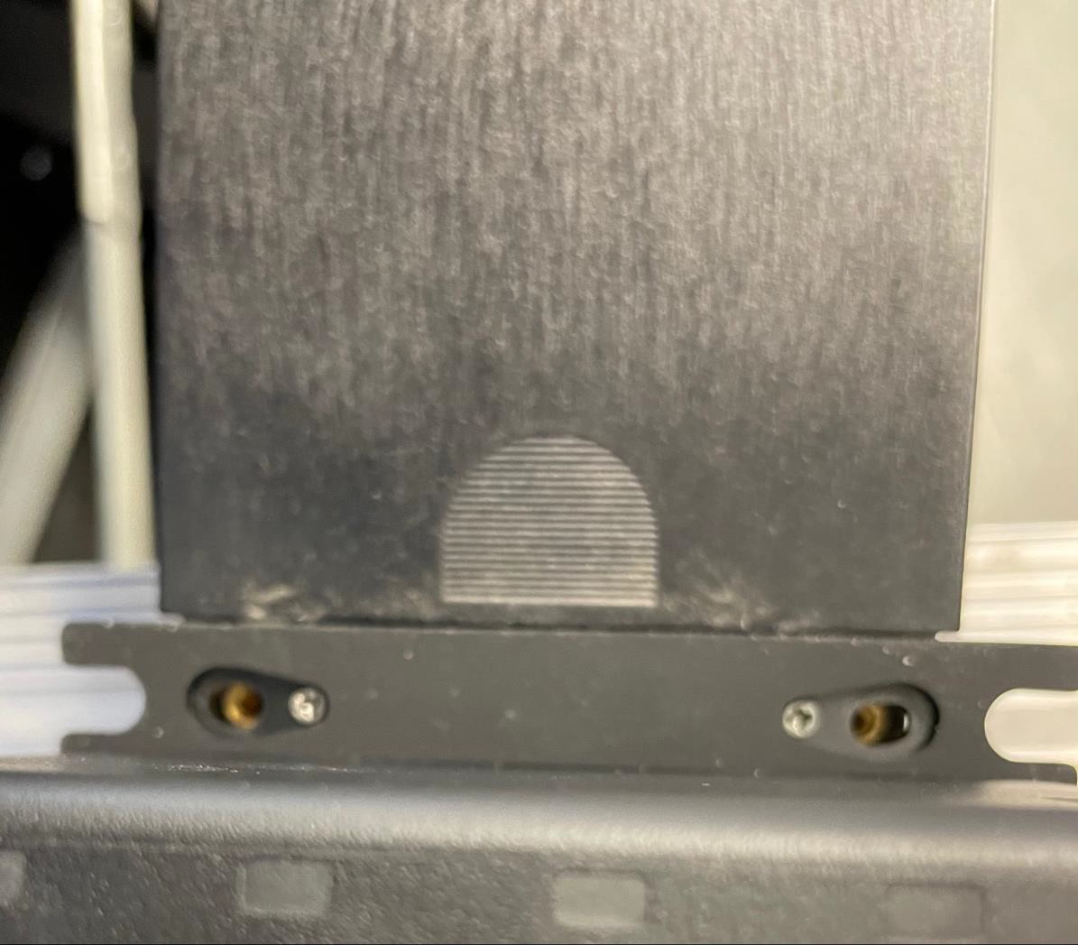 PayPlus Omni - Faceplate mounting holes.jpg