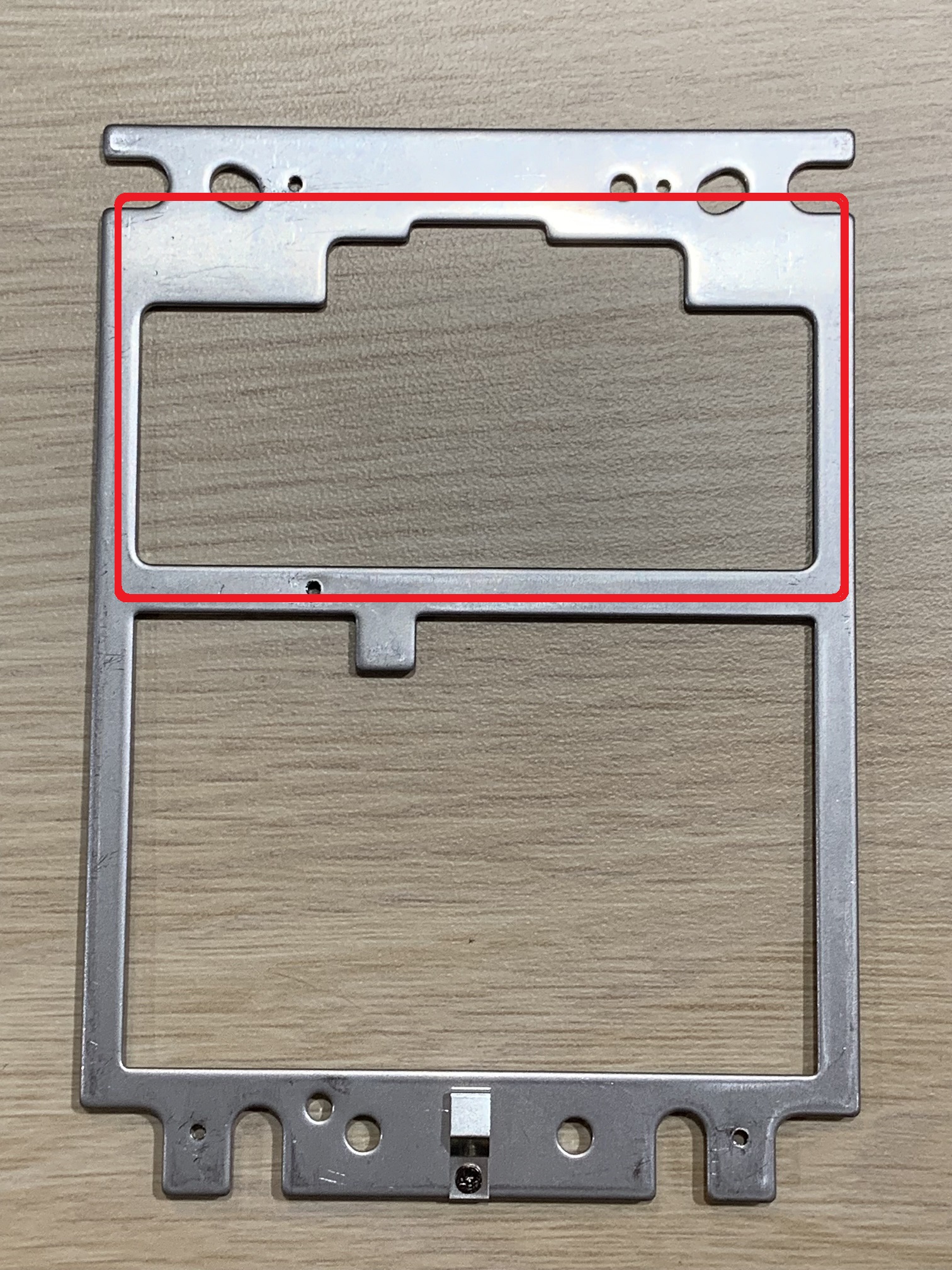 PayPlus Omni - Bracket with upper portion highlighted.jpg