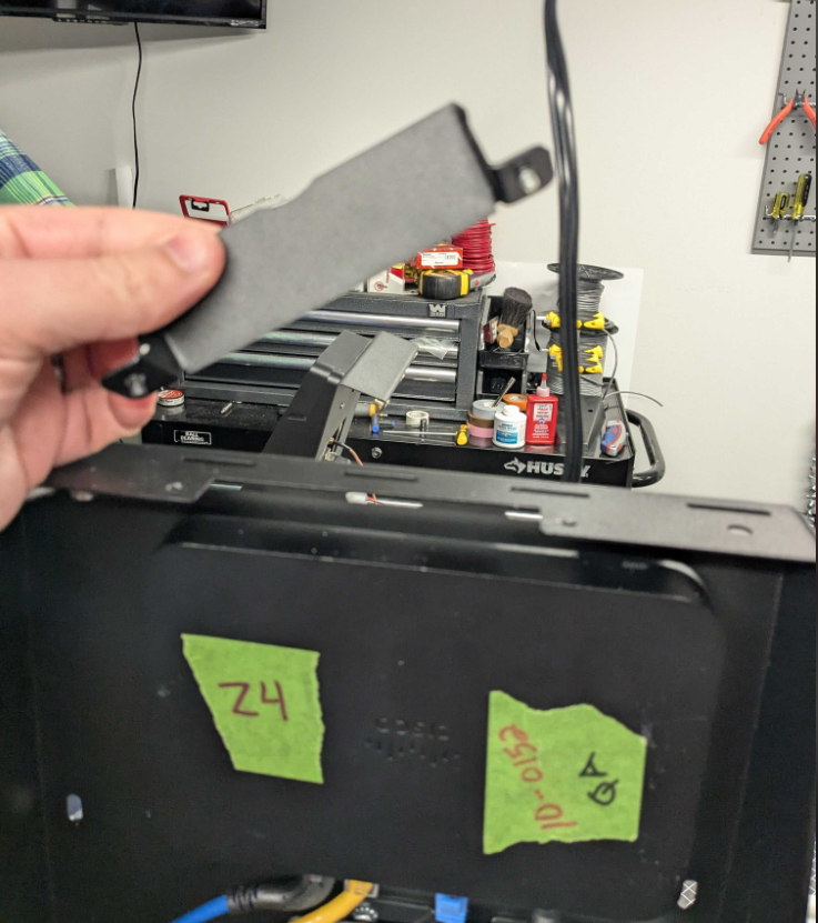 MarketSight - Remove Bracket