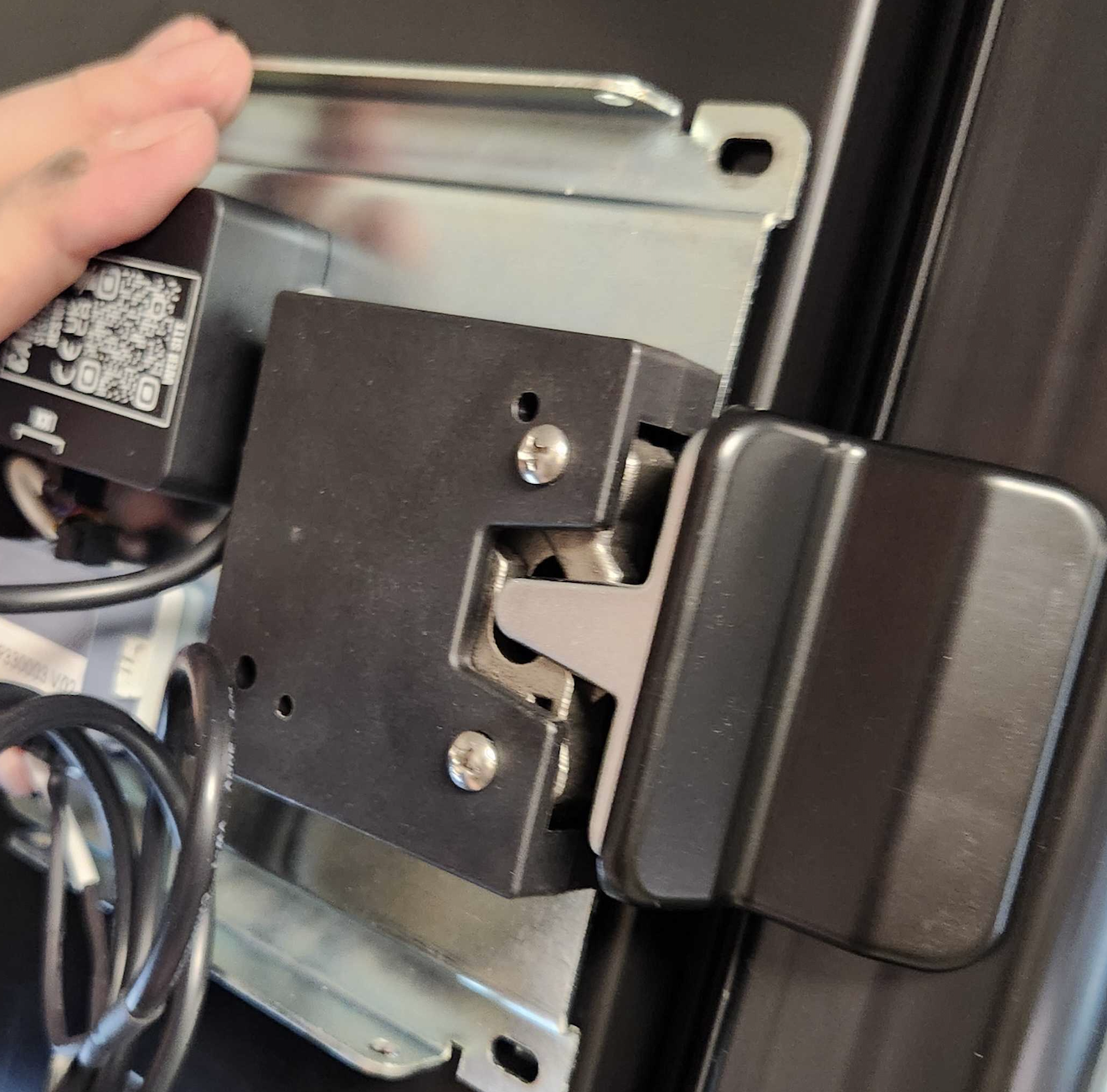 CV Express - Latch Alignment