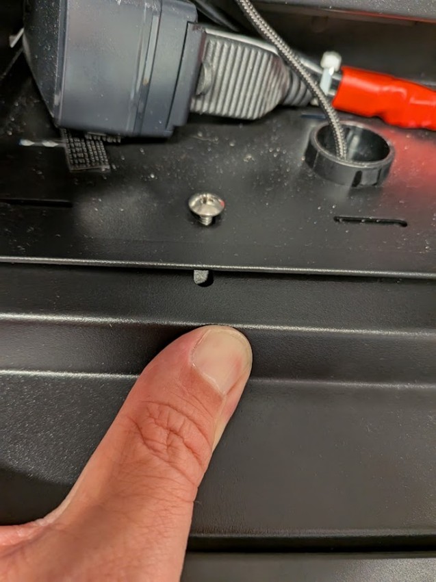 MM6 Mini - Nav Bar Install step 5 gal 1.jpg