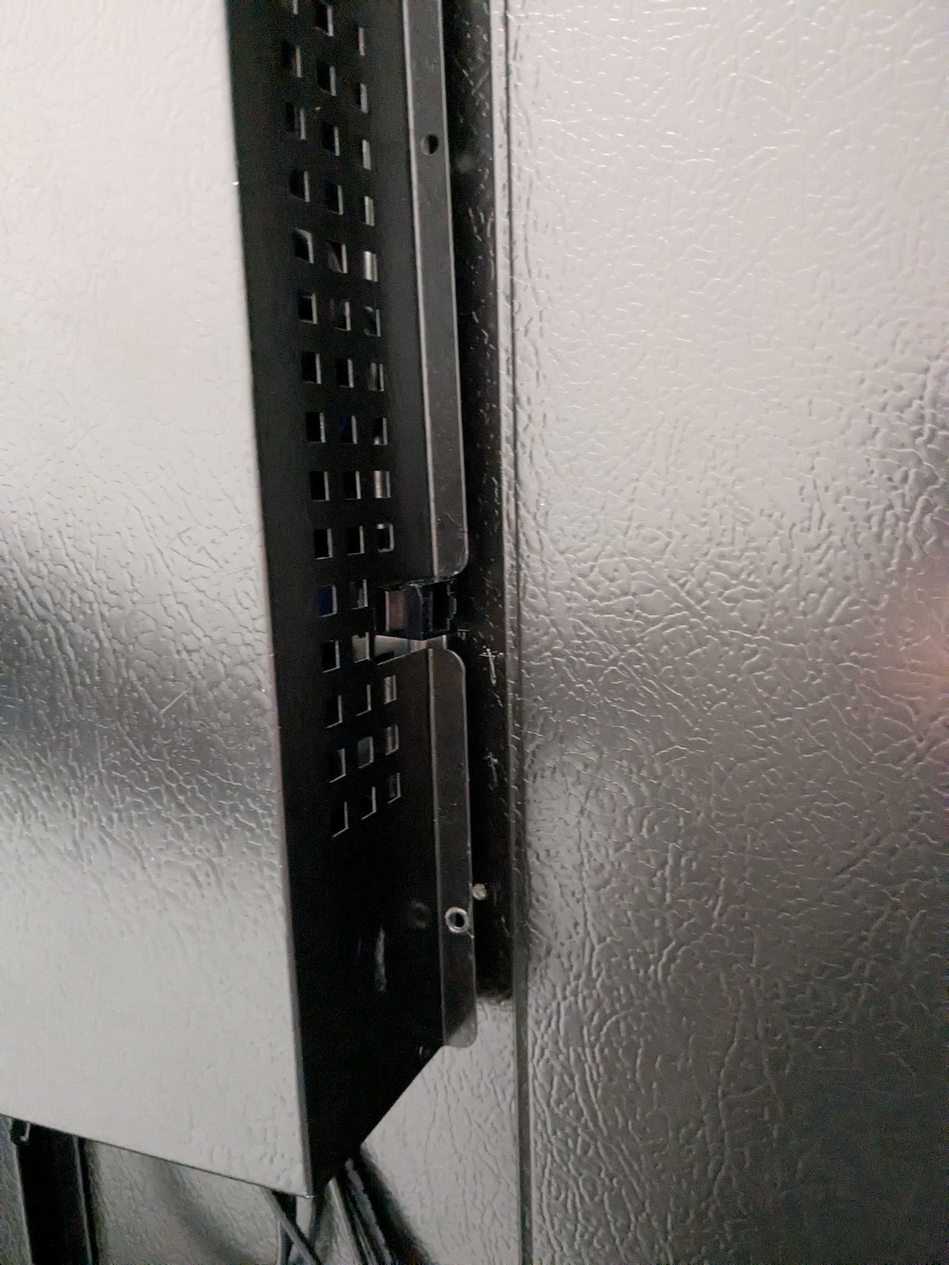 CV Products Quick Start Guide (M40) - ethernet coupler on cabinets with a pico device - image 1.png