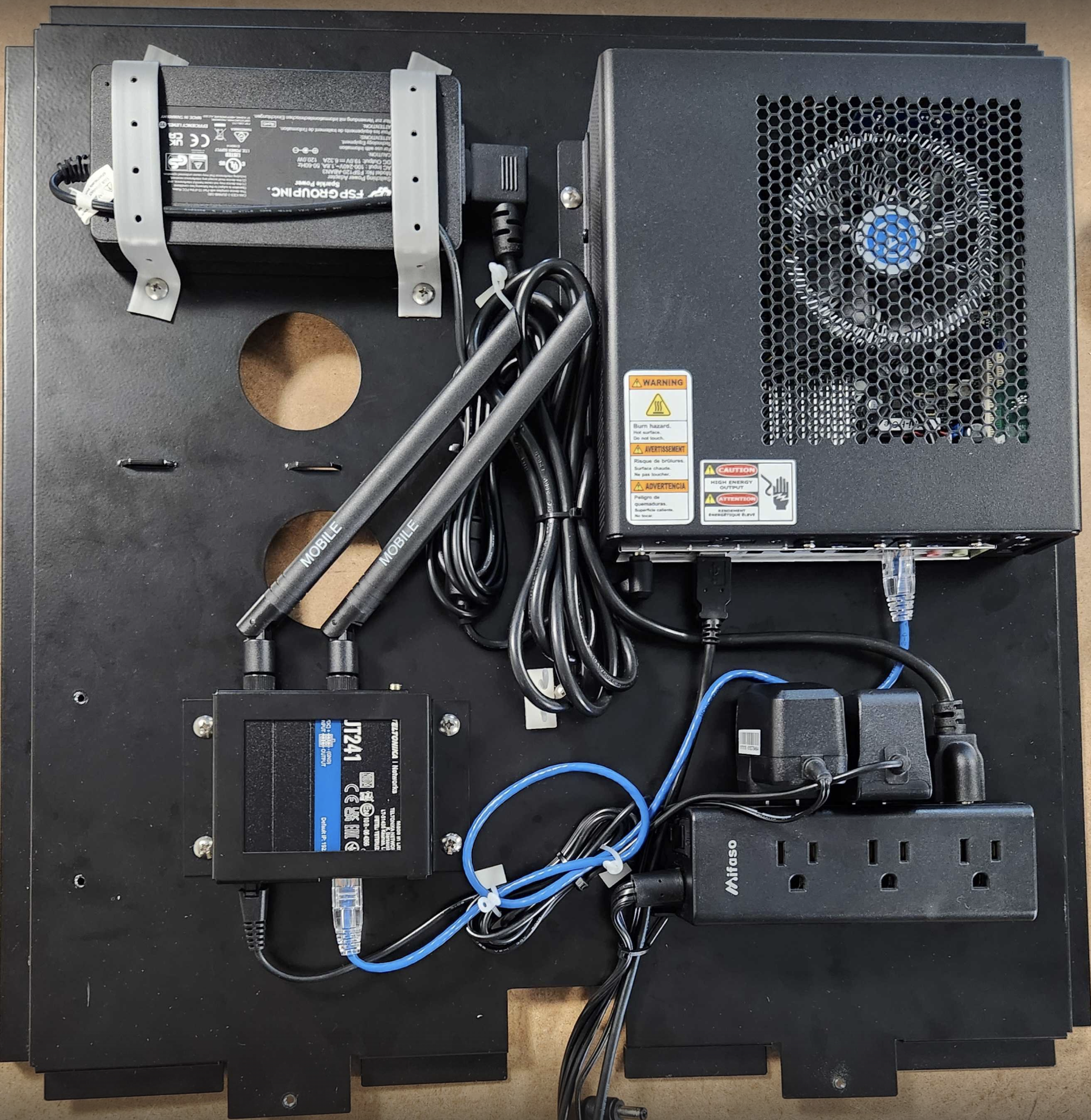 CV Express - PC and Router Mounting Plate